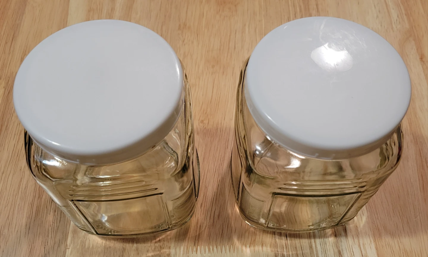 Set of 2 Glass Storage Jars with White Lids - photo 2