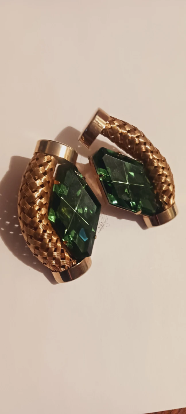 Rare Vintage Gold Tone Woven Green Cabochon Earrings - photo 2