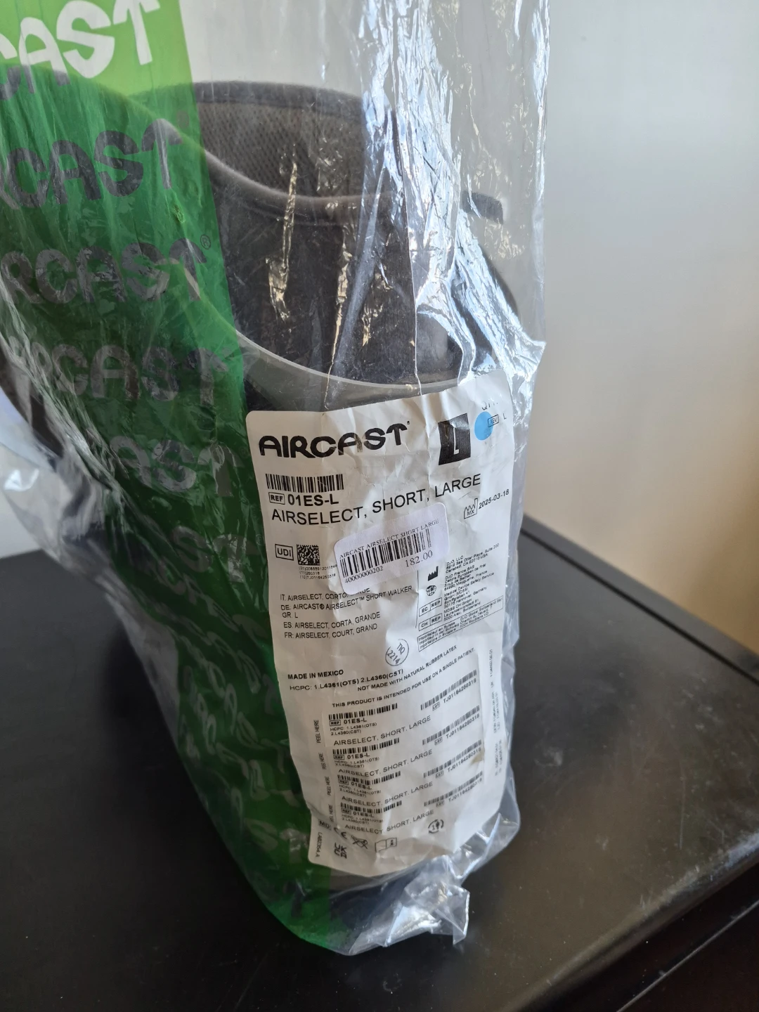 Aircast Airselect Short Walker Boot - Large