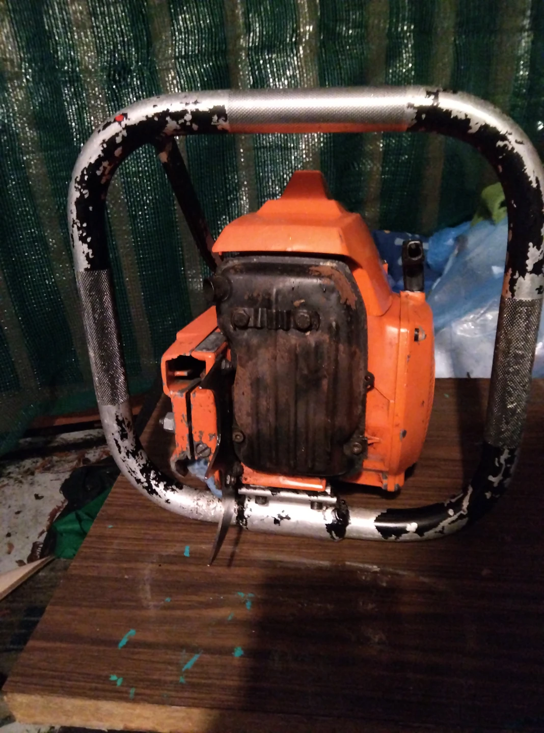 Husqvarna Chainsaw - photo 2
