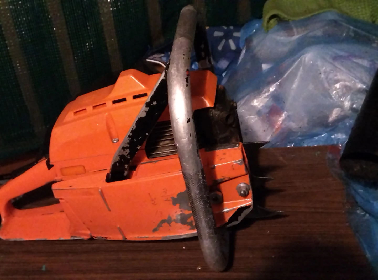 Husqvarna Chainsaw - photo 4