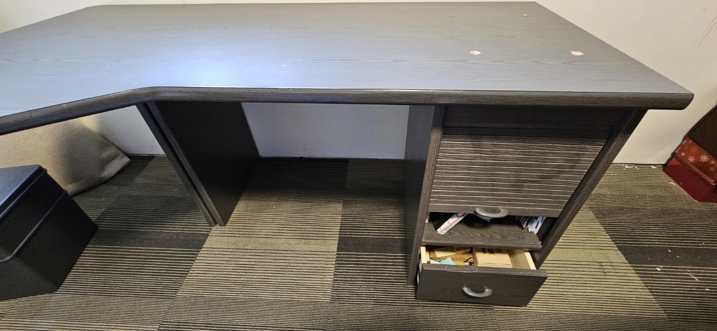 Grey Wood Grain Corner Desk - photo 2