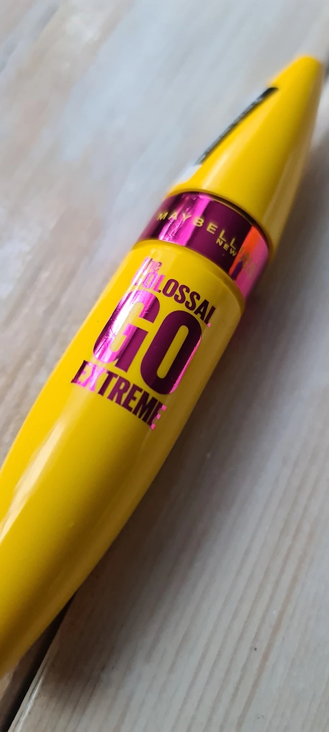 Maybelline Colossal Go Extreme Mascara - Very Black - photo 4