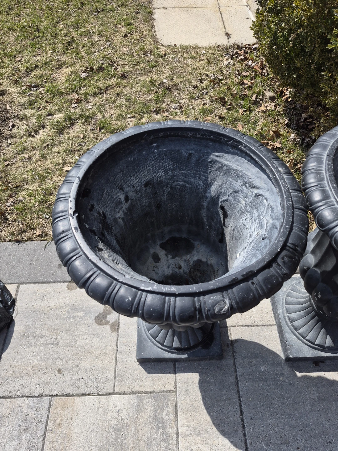 Set of 2 Black Urn Planters