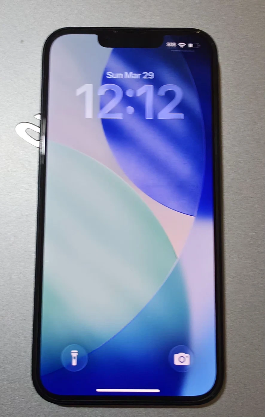 Apple iPhone 13