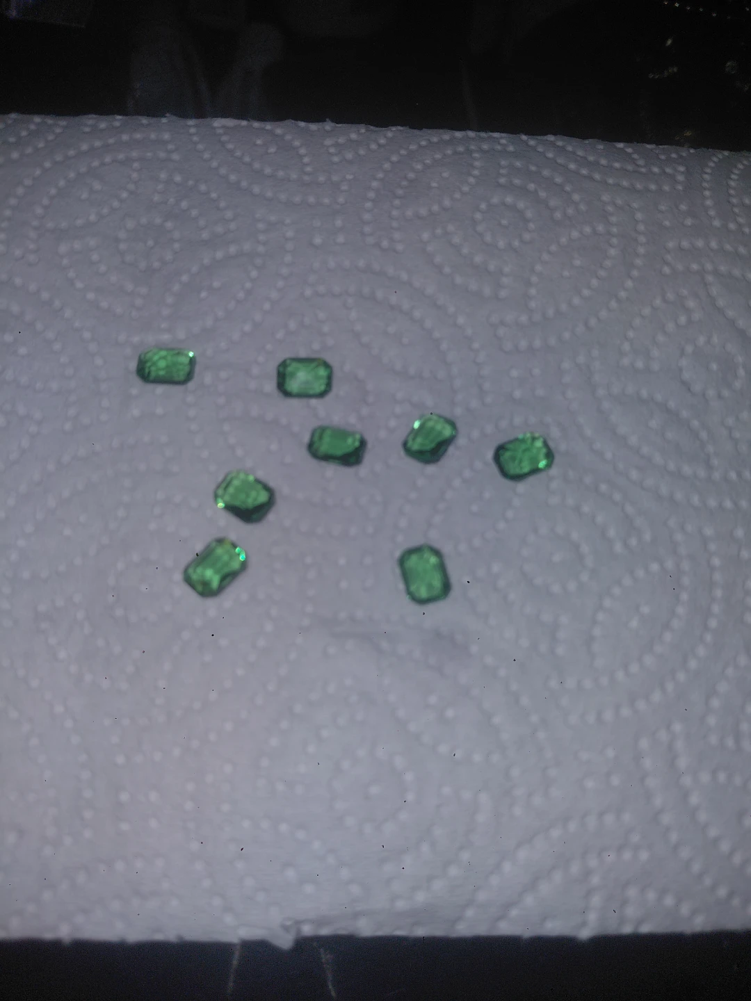 Set of 8 Green esmeraldas Rectangular Glass Gems