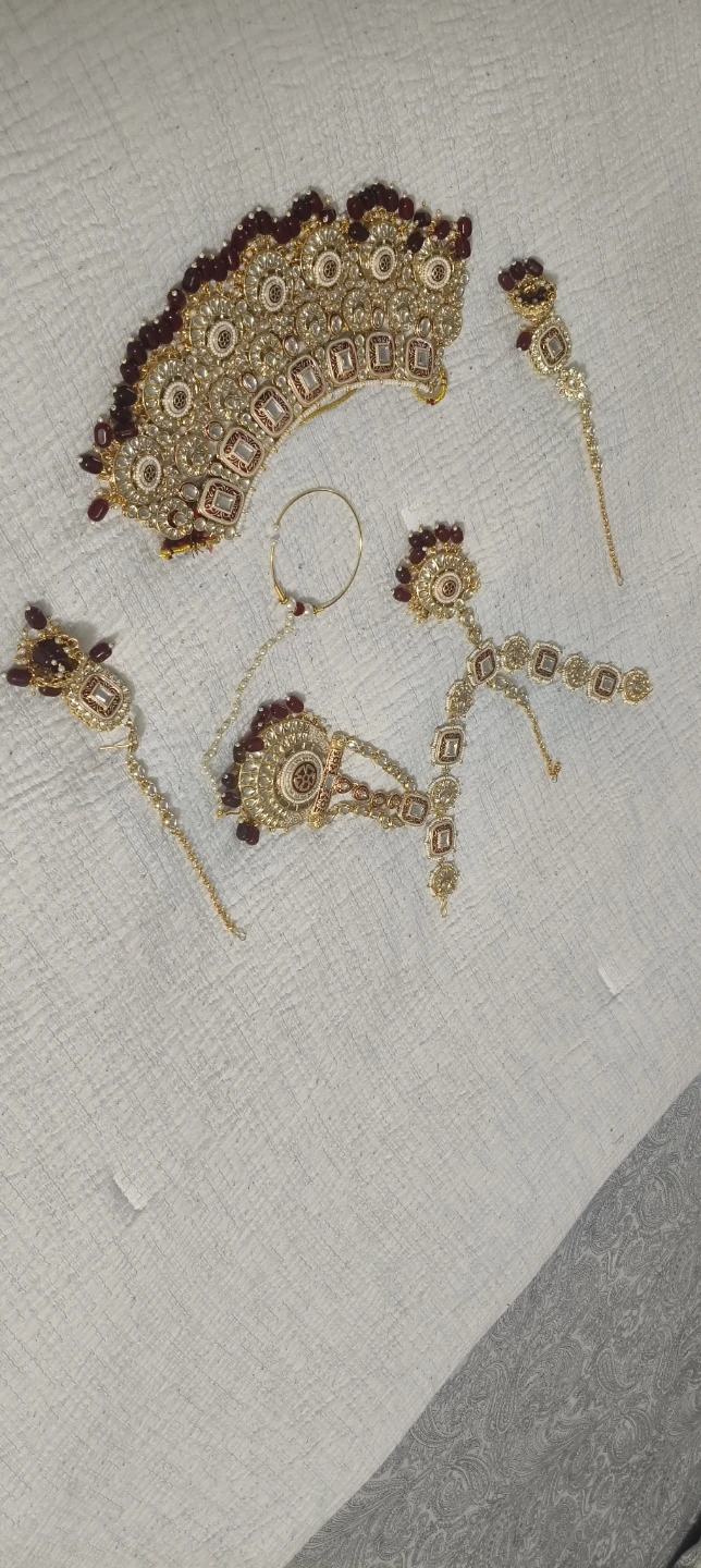 Red & Gold Indian/Pakistani Bridal Jewellery Set - photo 2