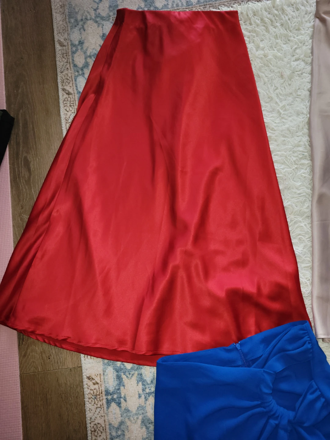CLOSET CLEANOUT! $5.00 FOR ALL!! Satin Slip Skirts - photo 2