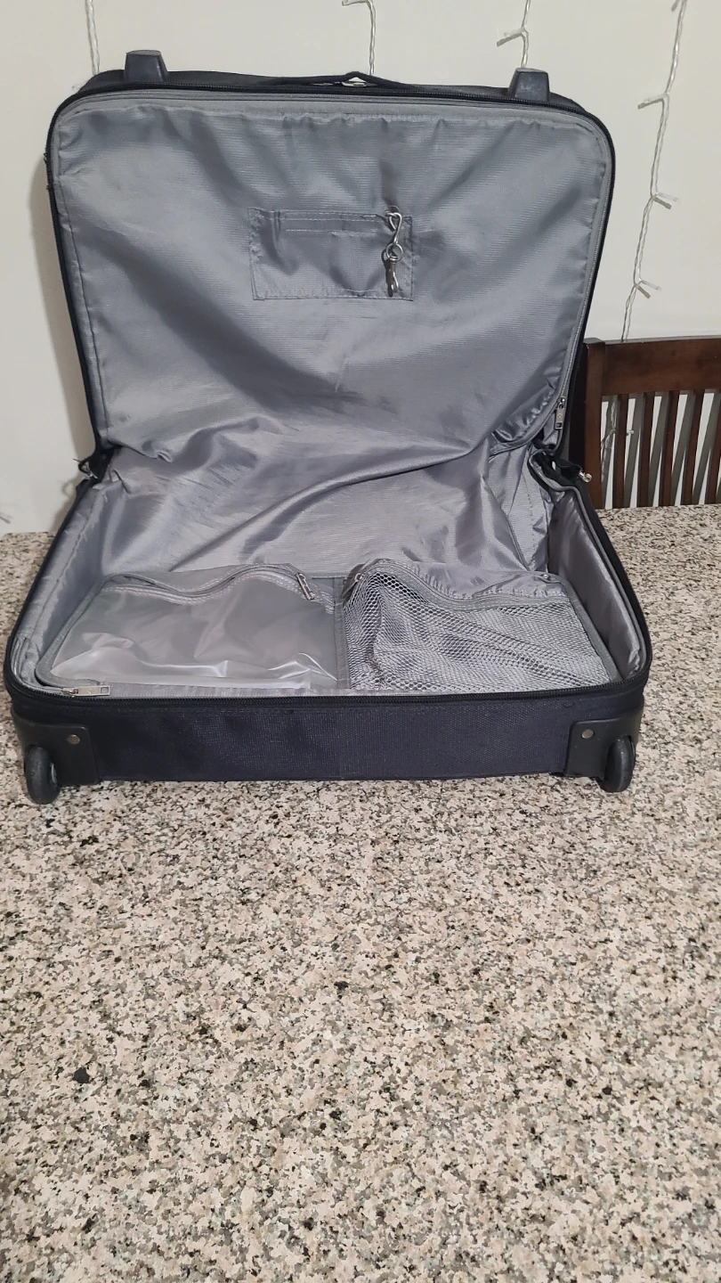 Samsonite Black Garment Bag Suitcase with Wheels - photo 5