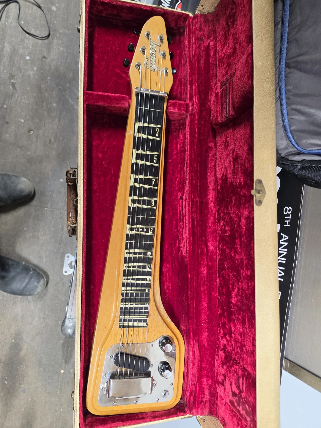 Gibson skylark Lap Steel Guitar with Case