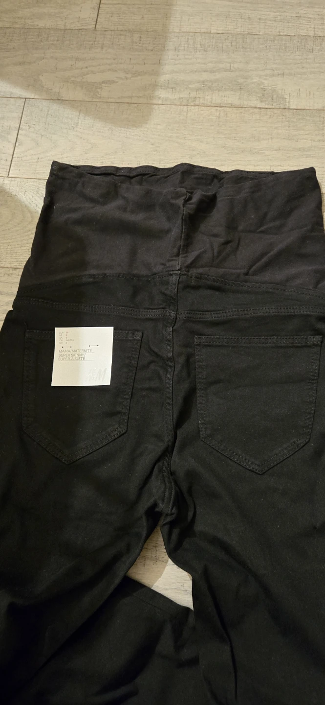 H&M Maternity Black Super Skinny Jeans - photo 2
