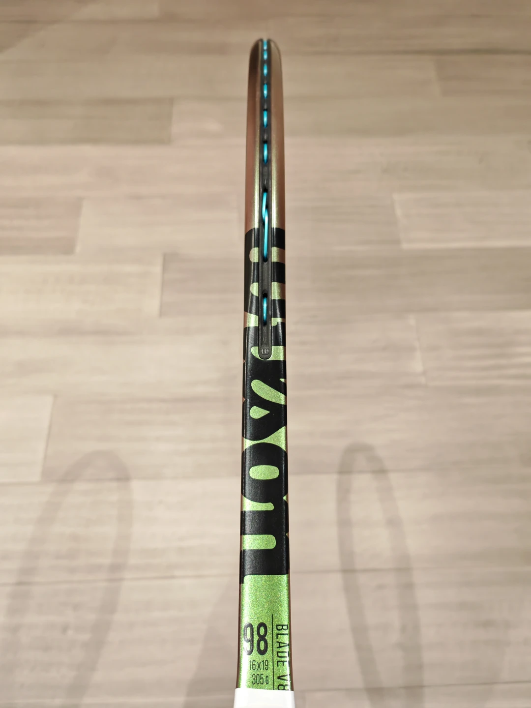 Wilson Blade V8 98 Tennis Racquet - photo 3