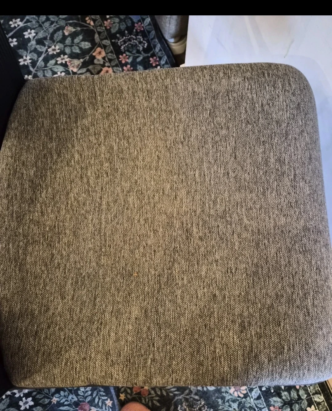 FREE 2 STOOLS ! FREE 2 ! - photo 2