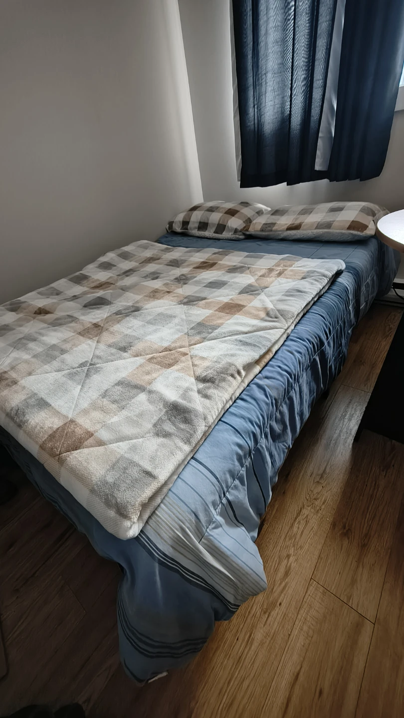 Full Size Bed and Mattress, comforter and pillows included
