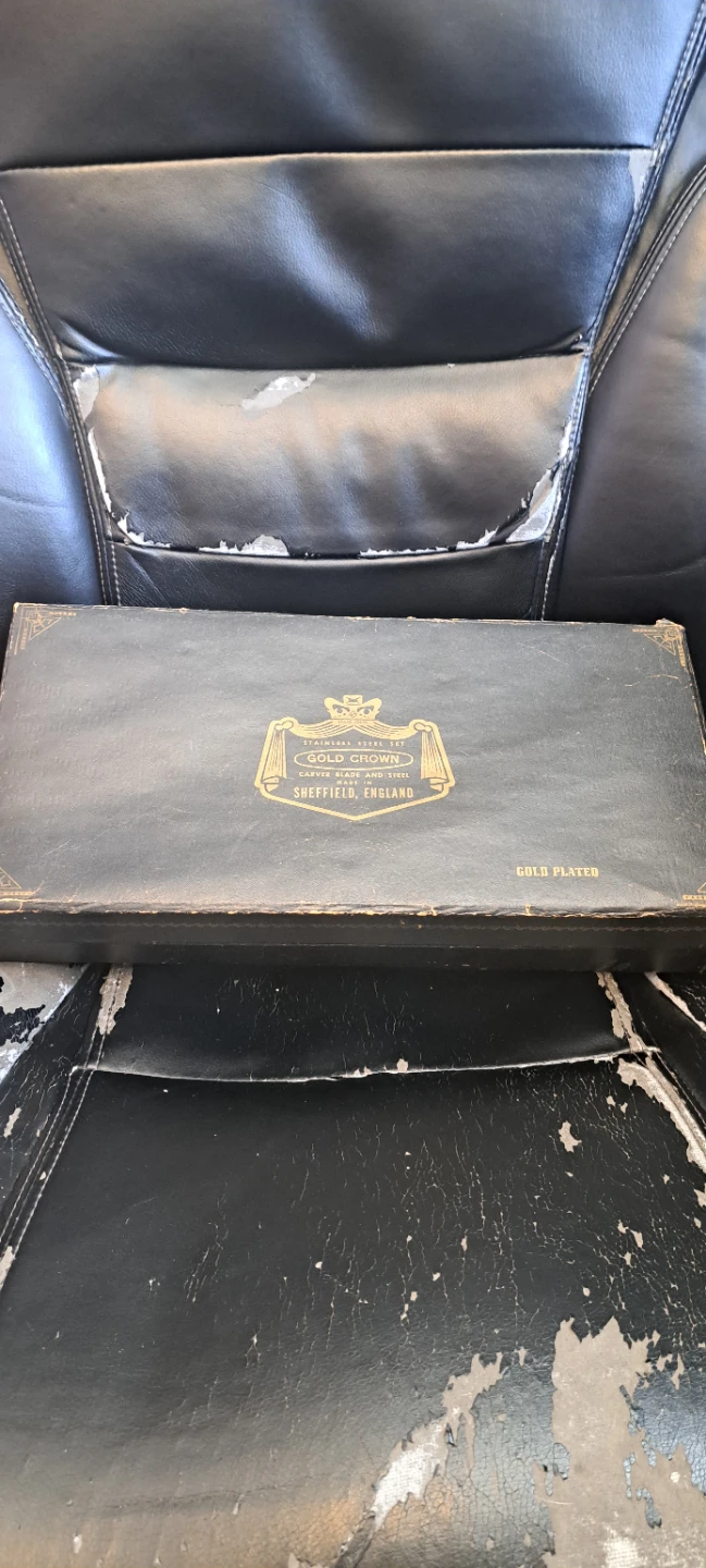Gold Crown Sheffield England Carving Set