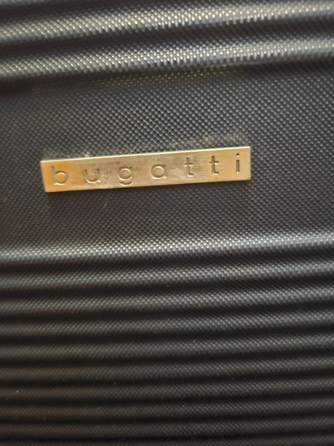 Bugatti Spinner Carry-On (Cabin Size) Suitcase - photo 2