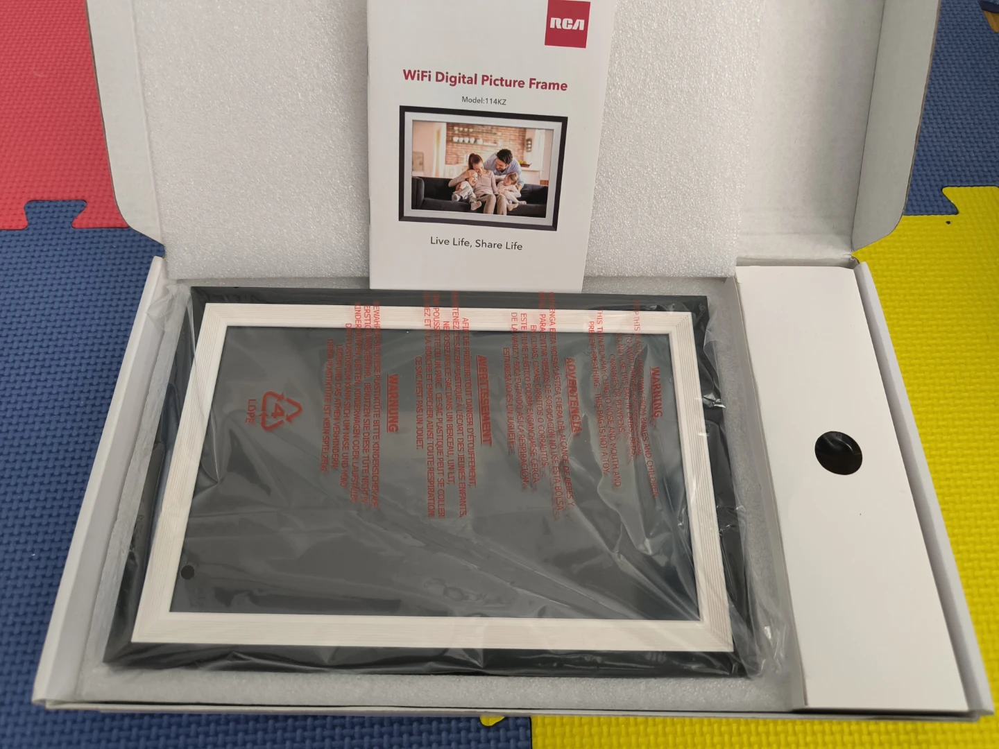 RCA WiFi Digital Picture Frame 114KZ - photo 2