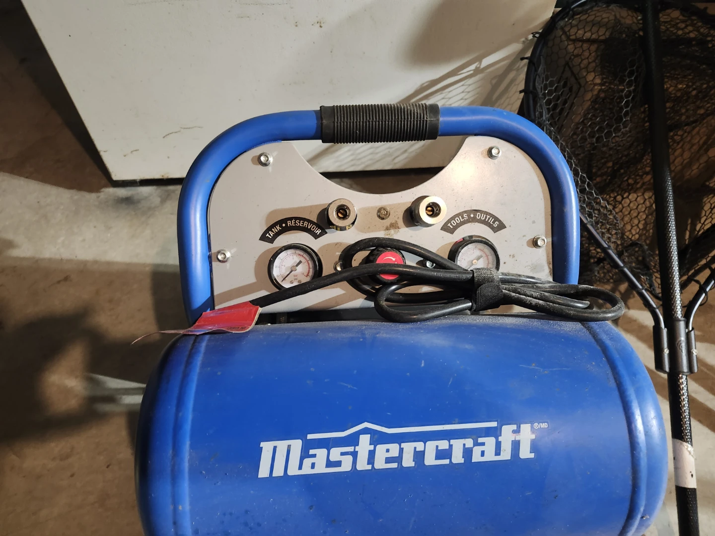 Mastercraft Air Compressor - photo 2