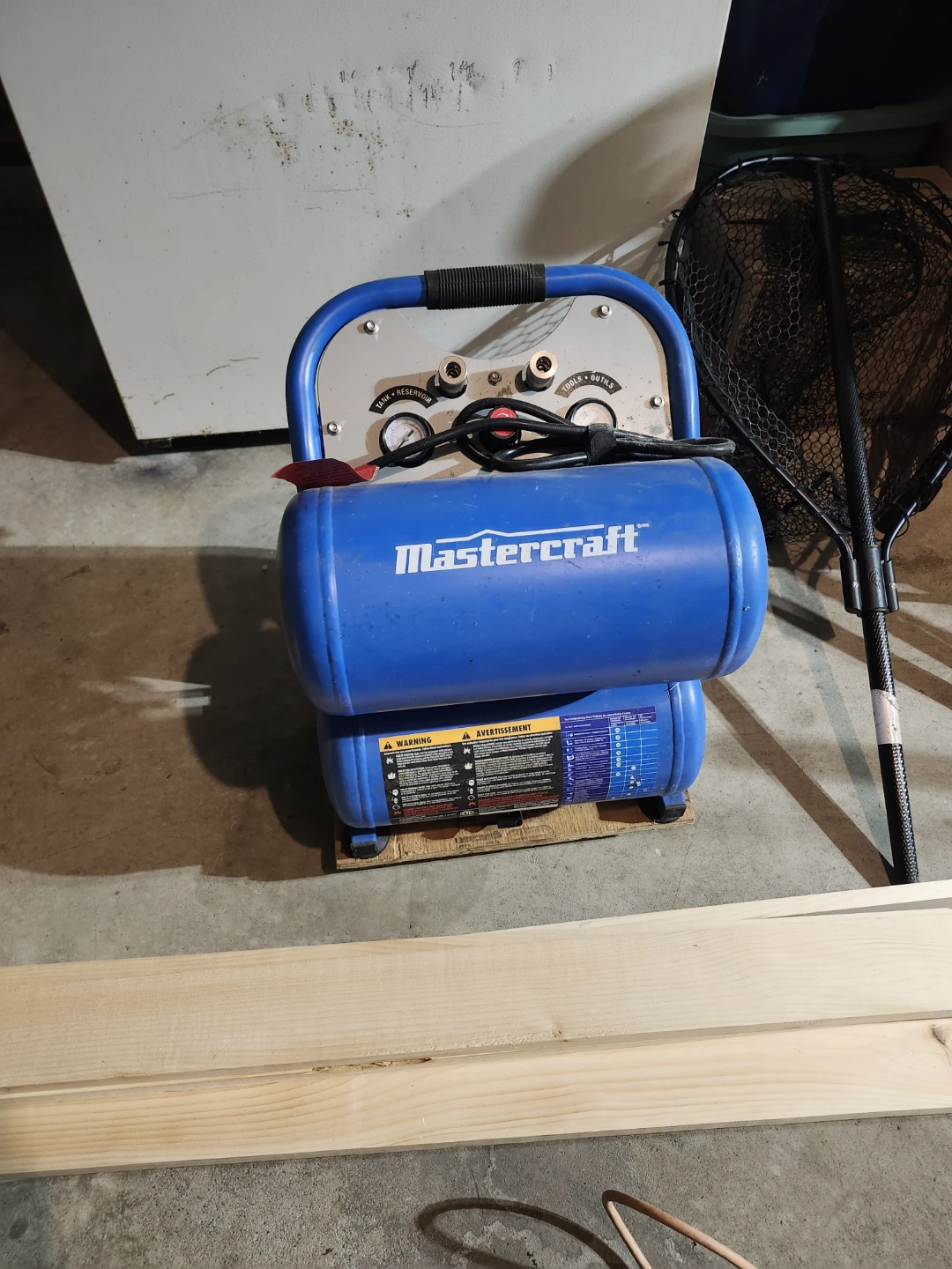 Mastercraft Air Compressor - photo 3