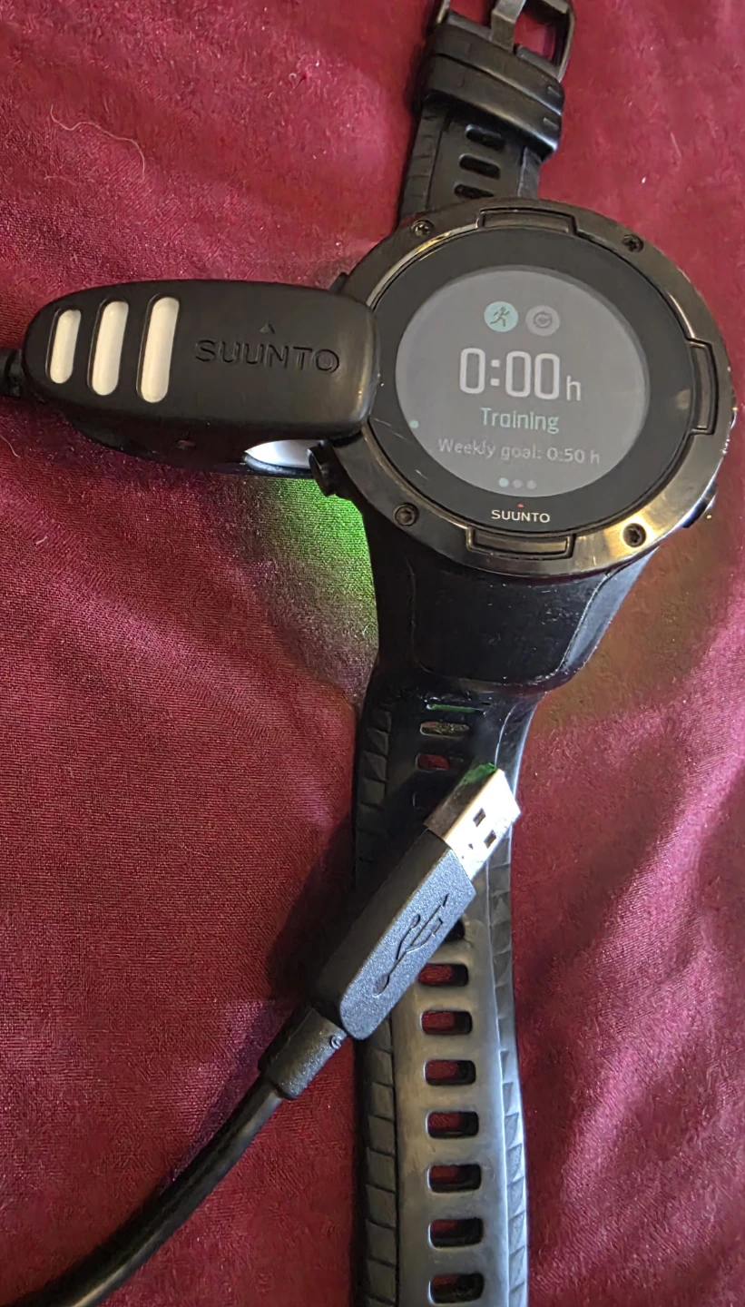 Suunto 5 GPS Smart Watch with USB Charging Cable