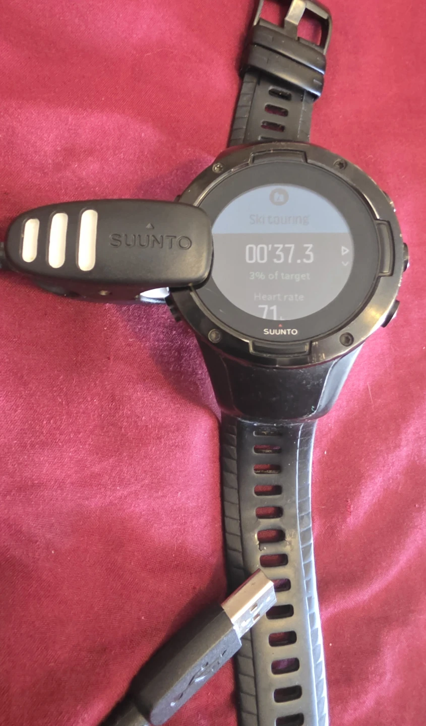 Suunto 5 GPS Smart Watch with USB Charging Cable - photo 5