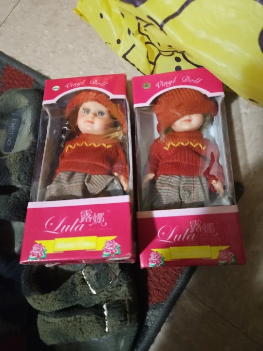 2 Lula Vinyl Doll Collection discontinued - photo 2