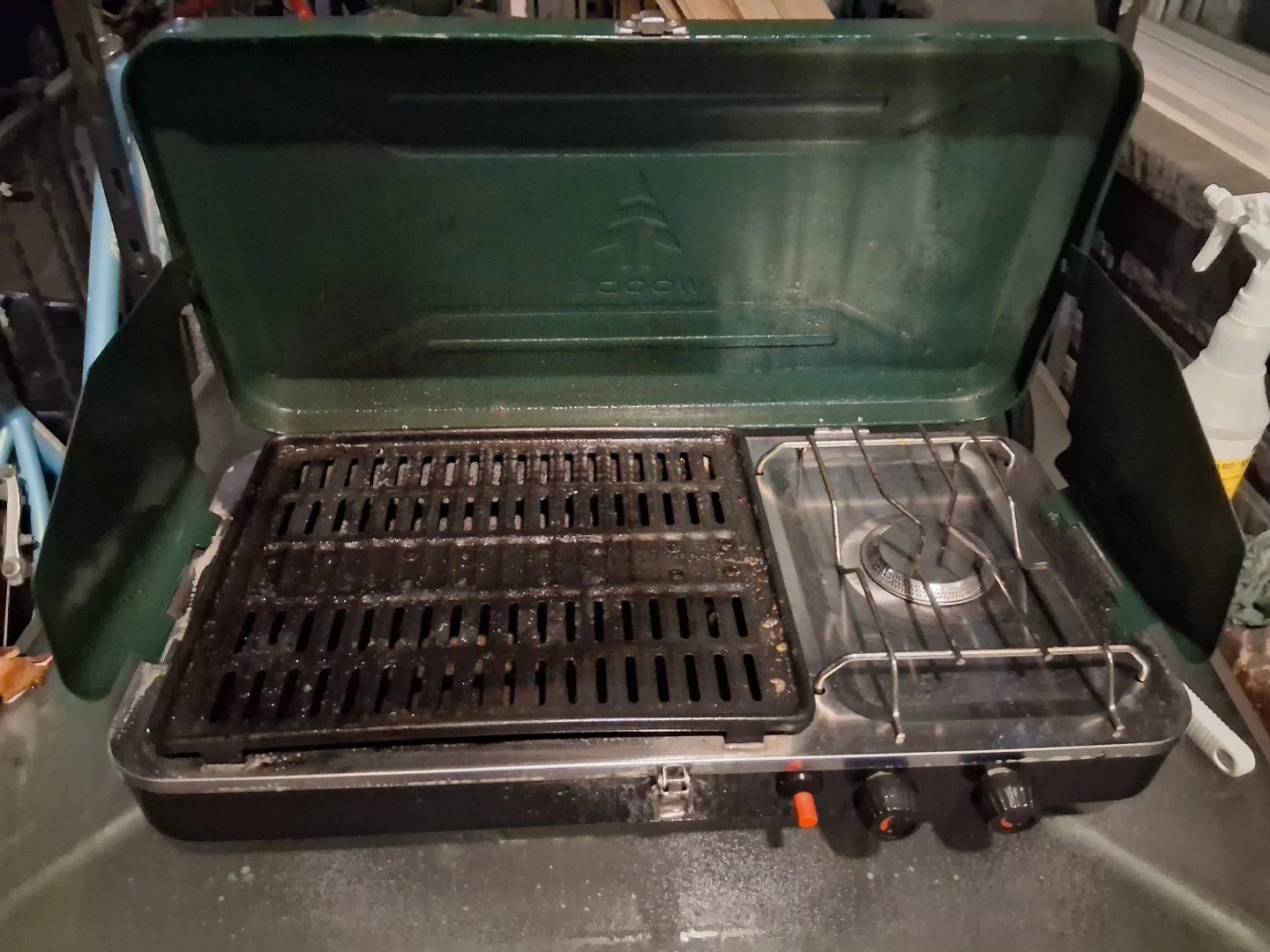 Coleman Camp Stove