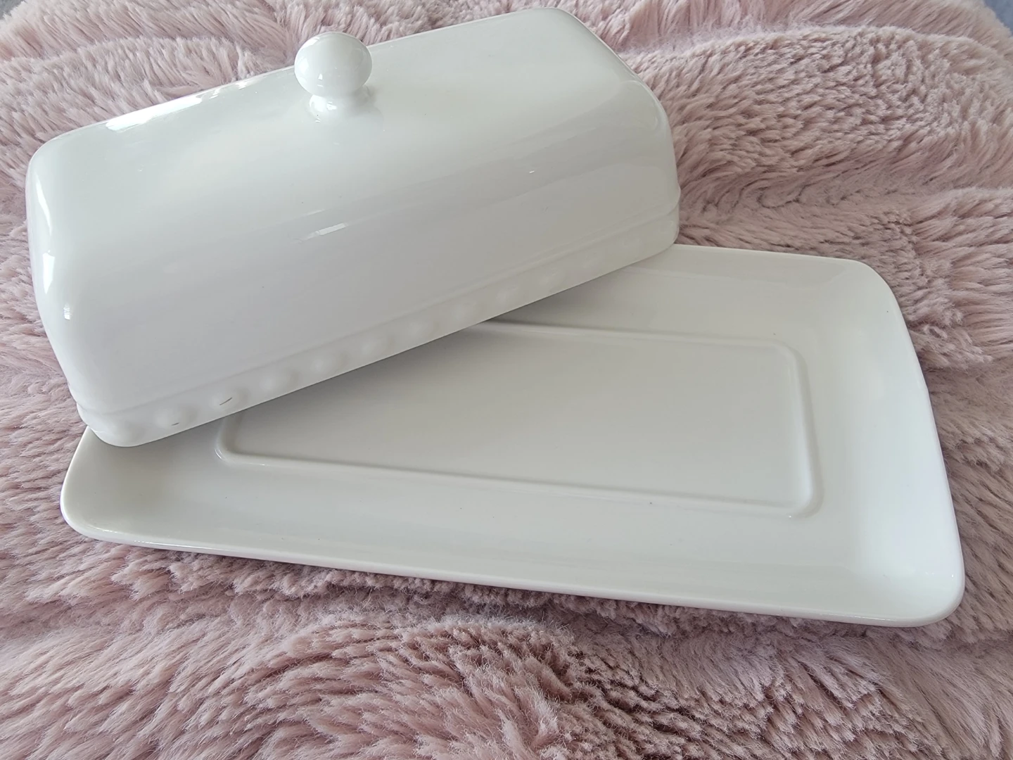 White Ceramic Butter Dish with Lid - photo 2