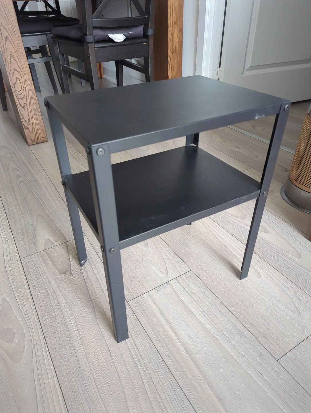 Black Metal Two-Tier Side Table 🥕 - photo 2