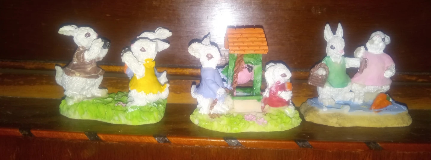 Easter Bunny 8 Figurines Collection