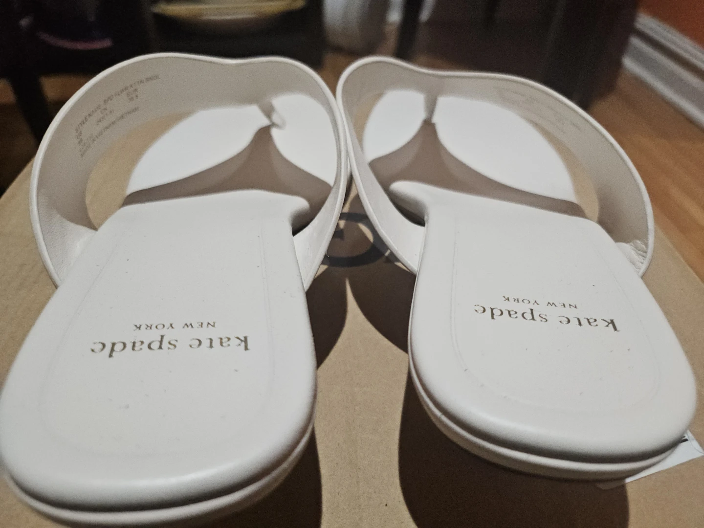 Kate Spade New York White Thong Sandals with Flower Accent - photo 2