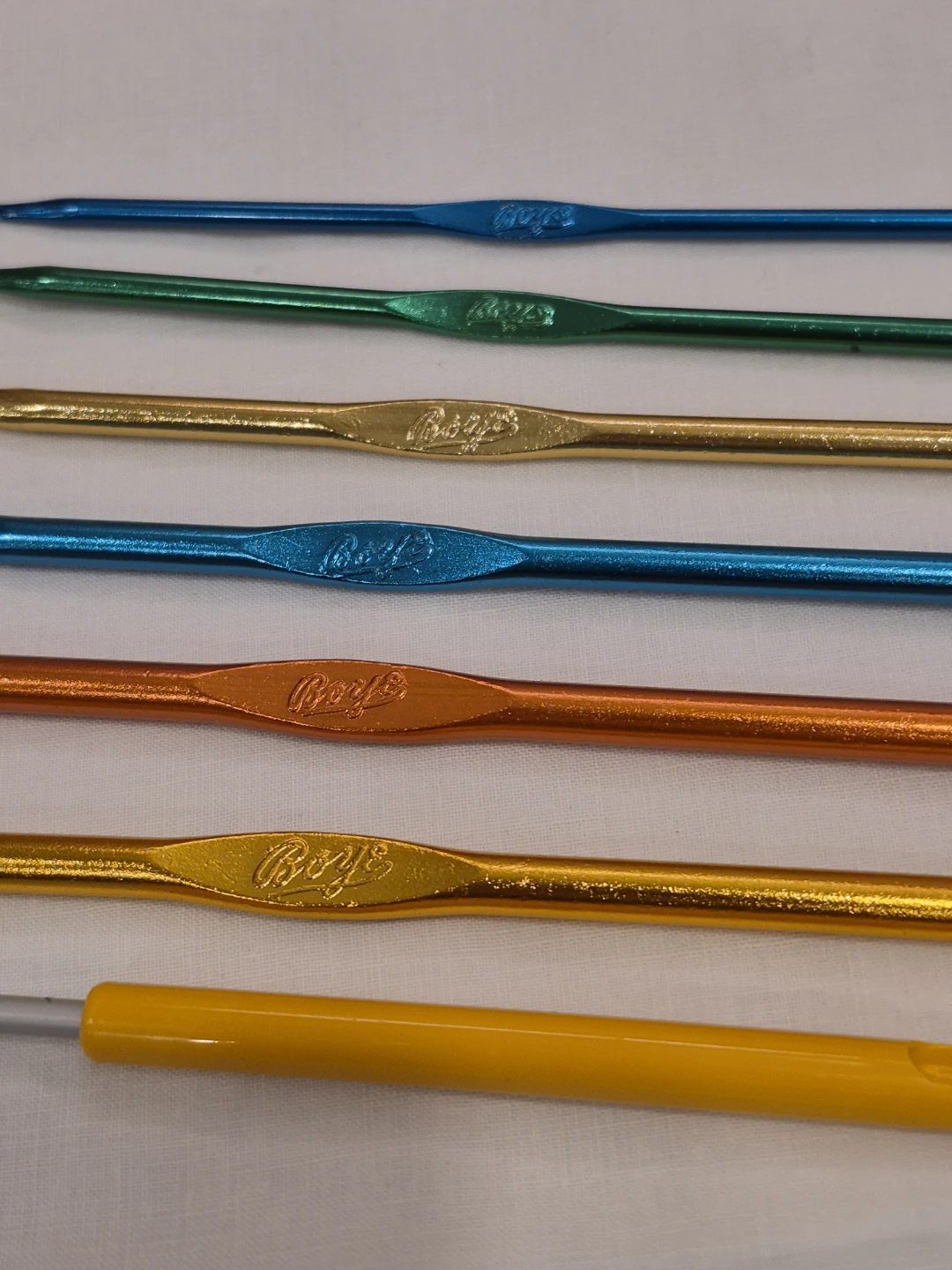 Mix Misc Lot of 7 Crochet Hooks - photo 4