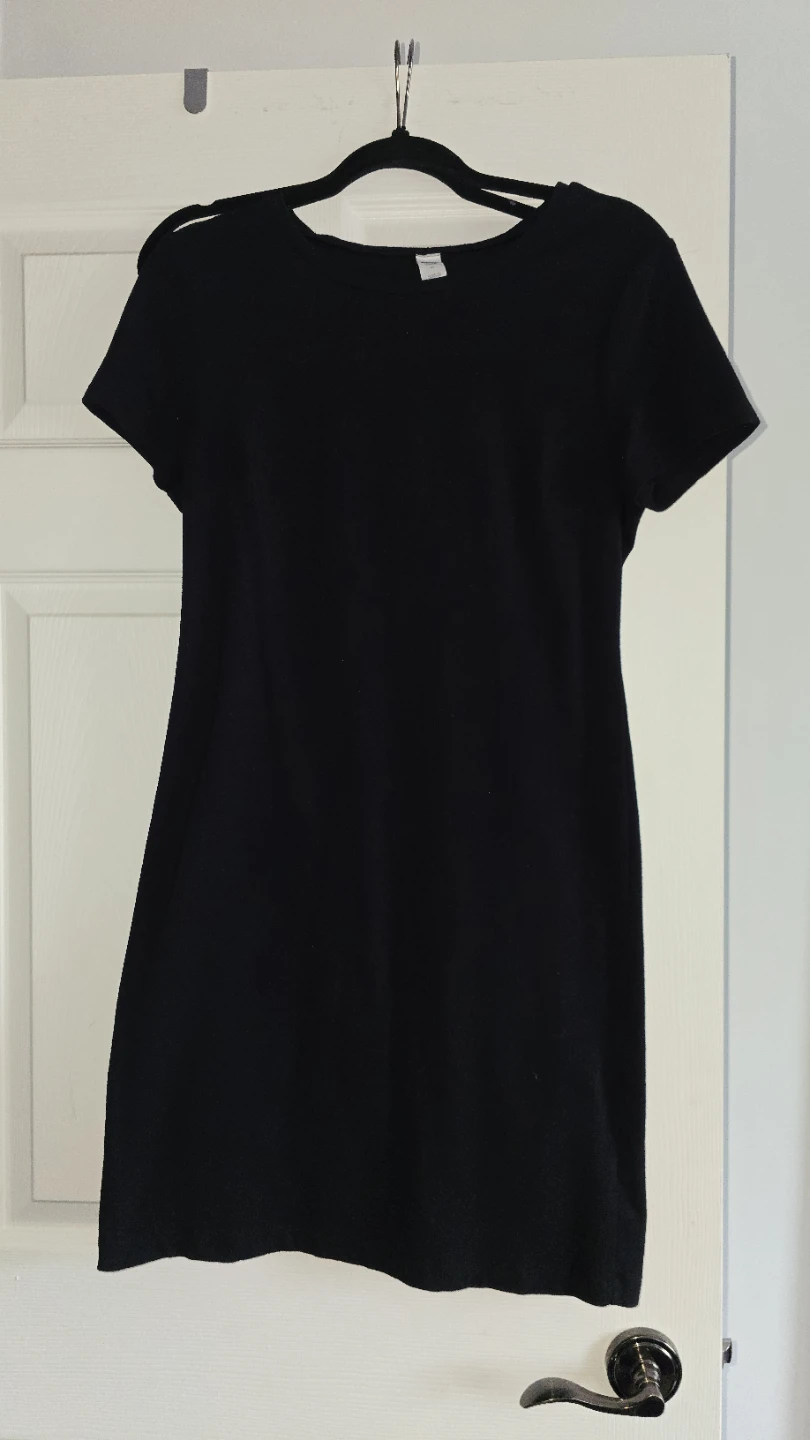 Old Navy Black T-Shirt Dress Size M