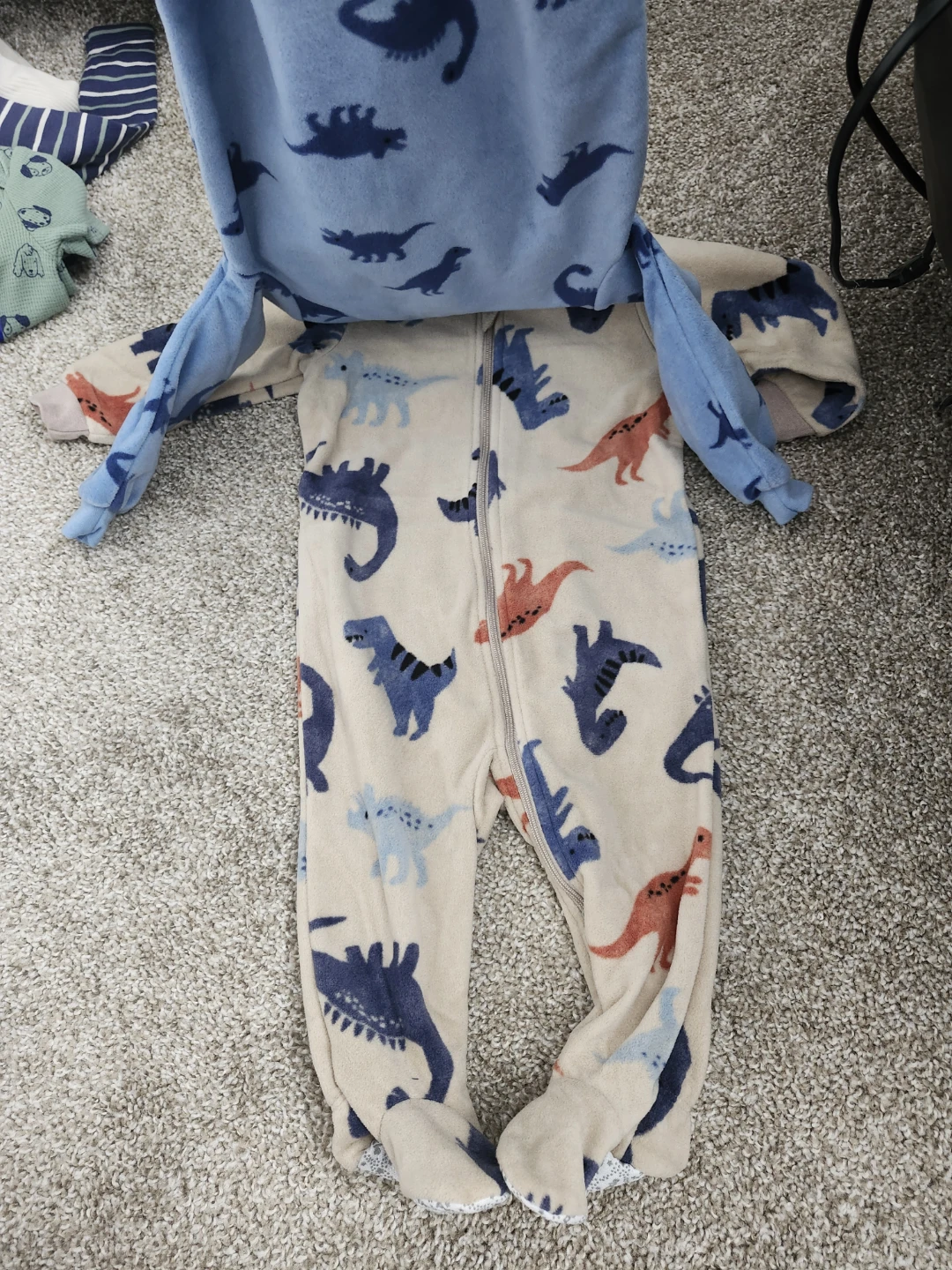 Pekkle 9M Fleece Sleepers - 2 Pack (Dinosaur Theme) Brand New - photo 2