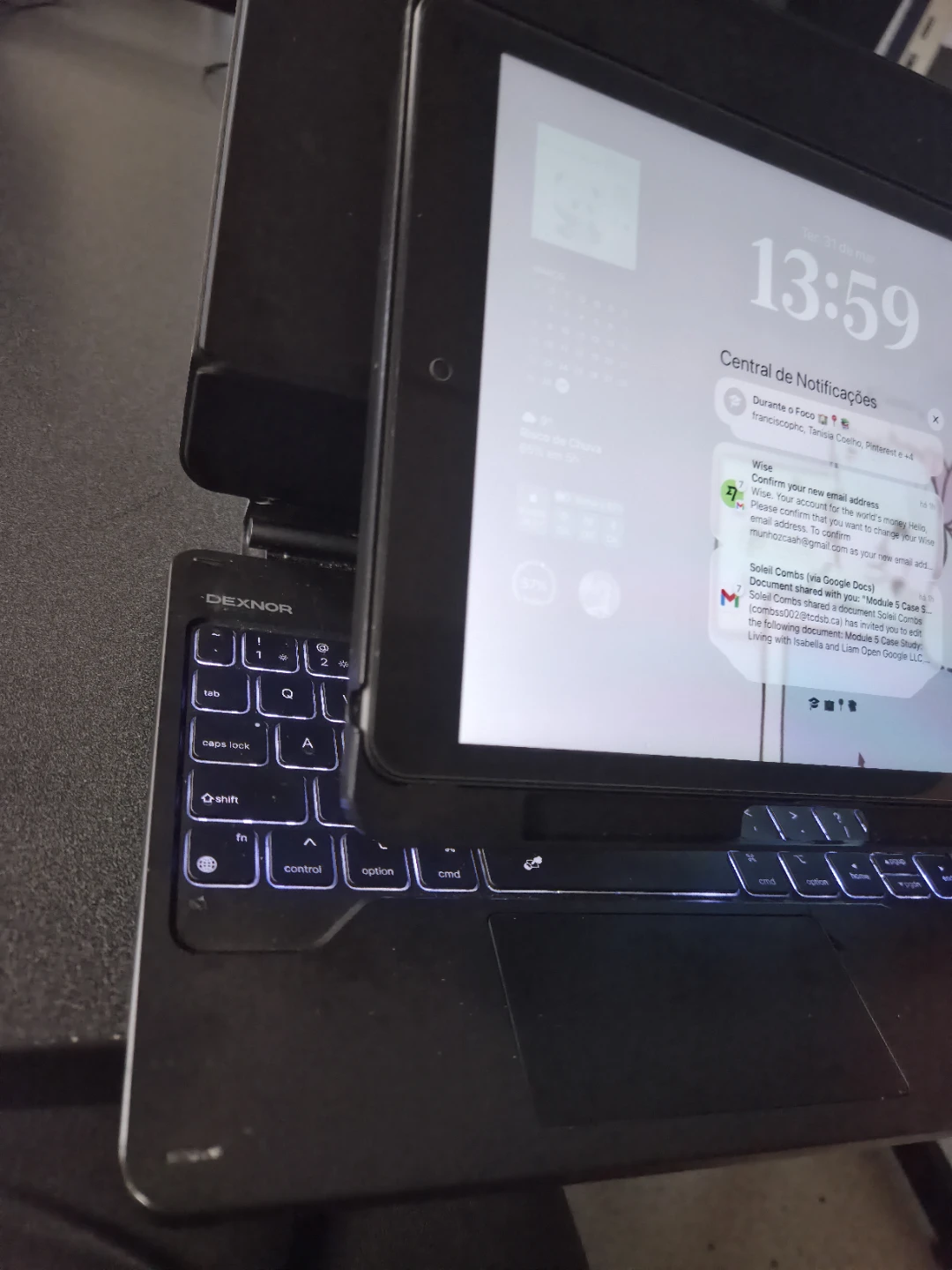 Apple iPad 9th Gen - photo 3