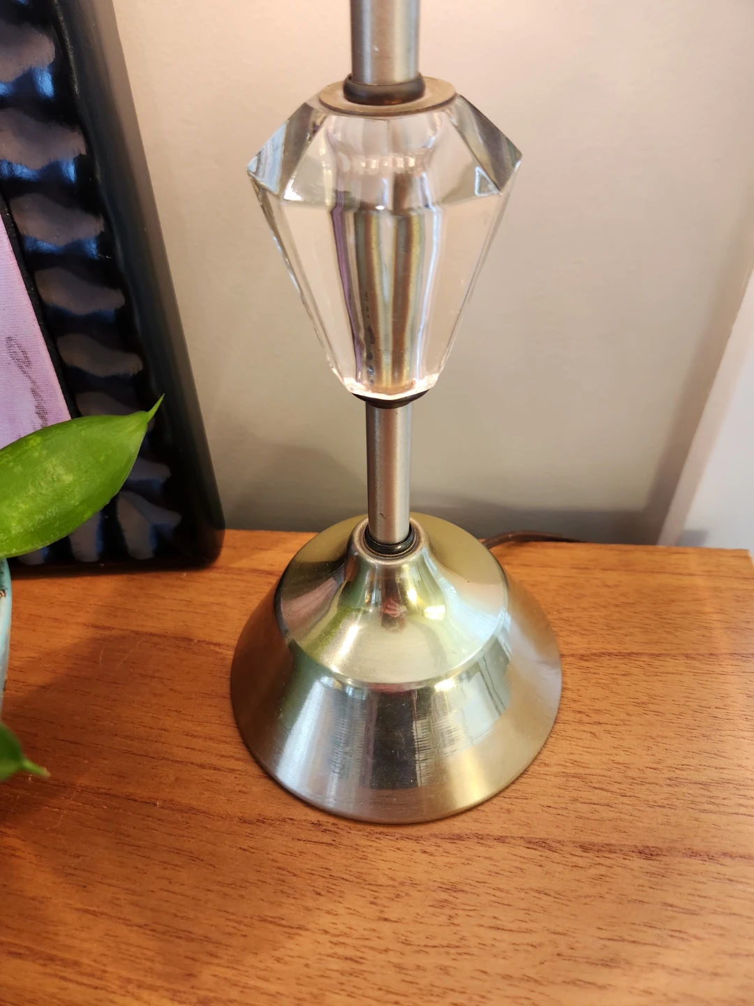 MCM Table Lamp with Crystal Accent - photo 2