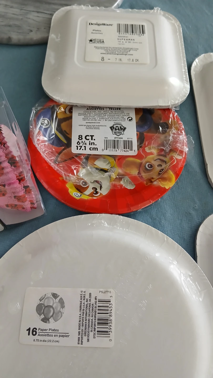 Superman & Paw Patrol Paper Plates Bundle - photo 4