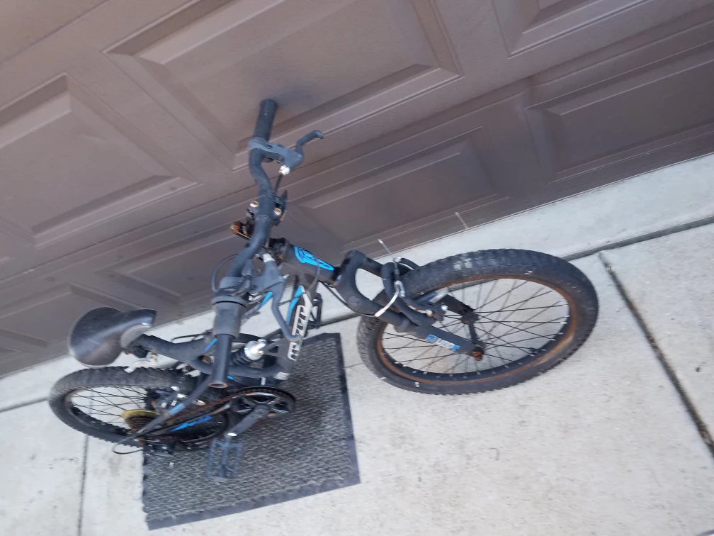 Hyper Bicycles Havoc Mountain Bike - photo 2
