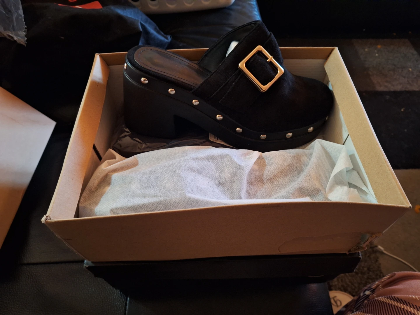 BRAND NEW SIZE 8 FOOTWARE. $20 EACH PAIR. - photo 3