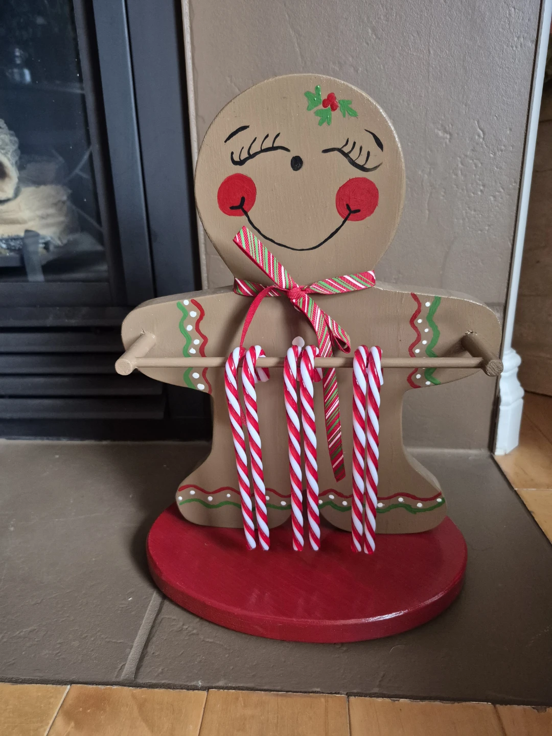 Gingerbread Man Christmas Candy Holder