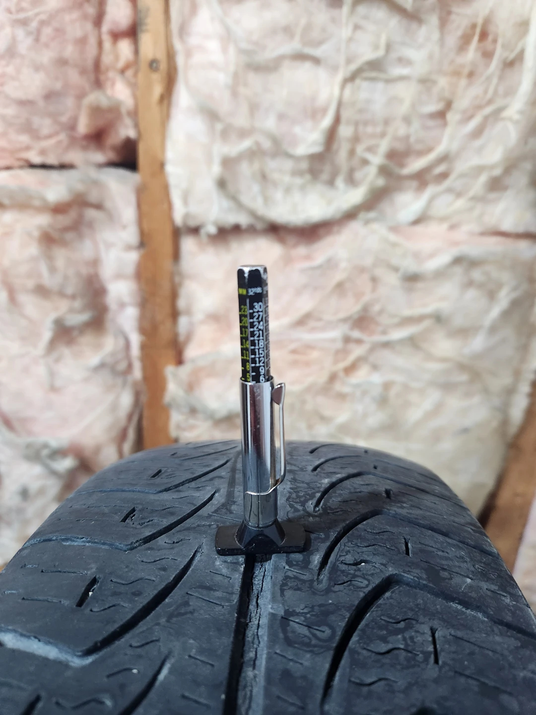 (1)-185/65R15 Pirelli P4 All Season Tire - photo 2