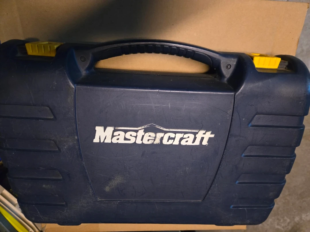 Mastercraft 2-speed Cordless Drill and 2 batteries. - photo 3