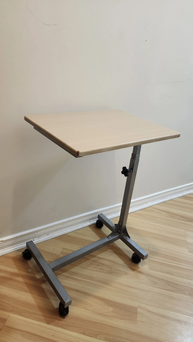 Adjustable Rolling Tray Table