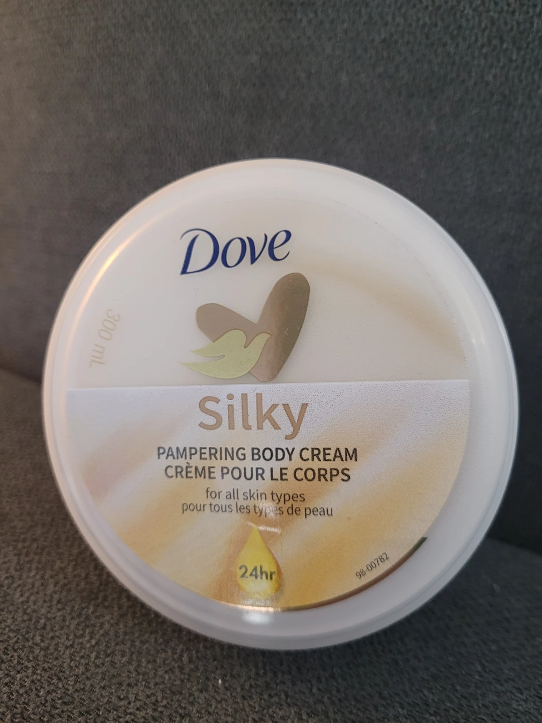 Dove Silky Pampering Body Cream - 300mL