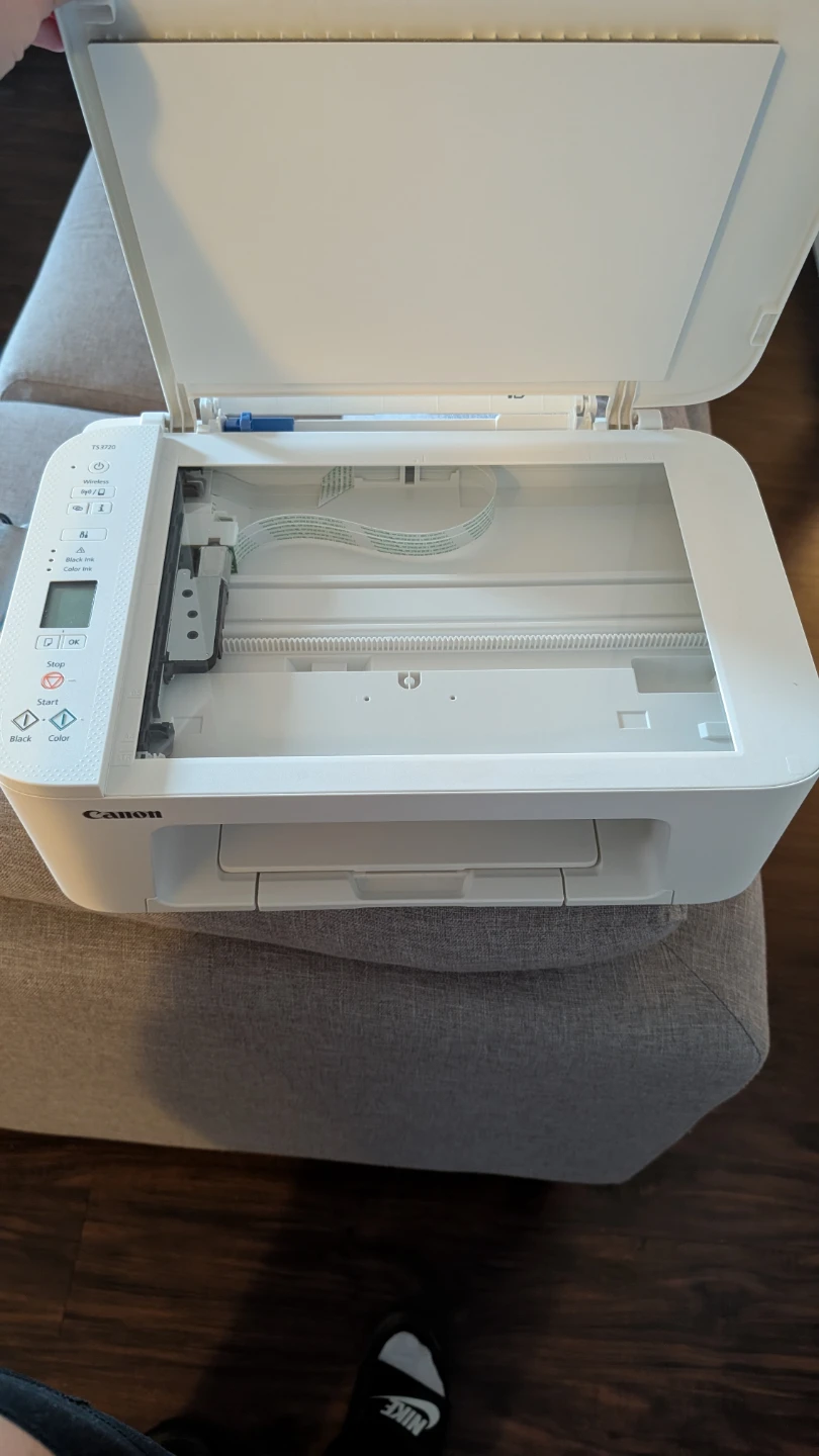Canon PIXMA TS3520 All-in-One Printer - photo 2