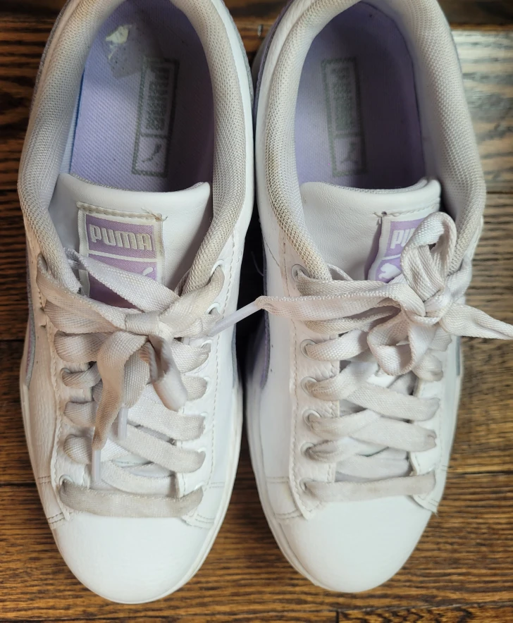 Puma White & Lavender Sneakers - Size 7 Youth - photo 4