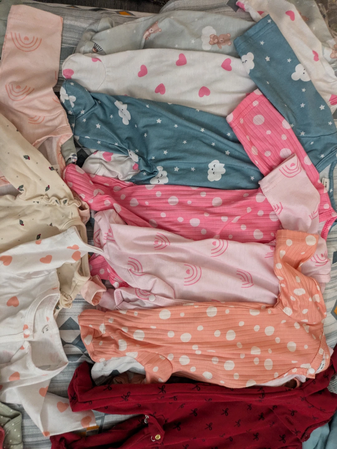Baby Onesies - Lot of 15 - photo 2