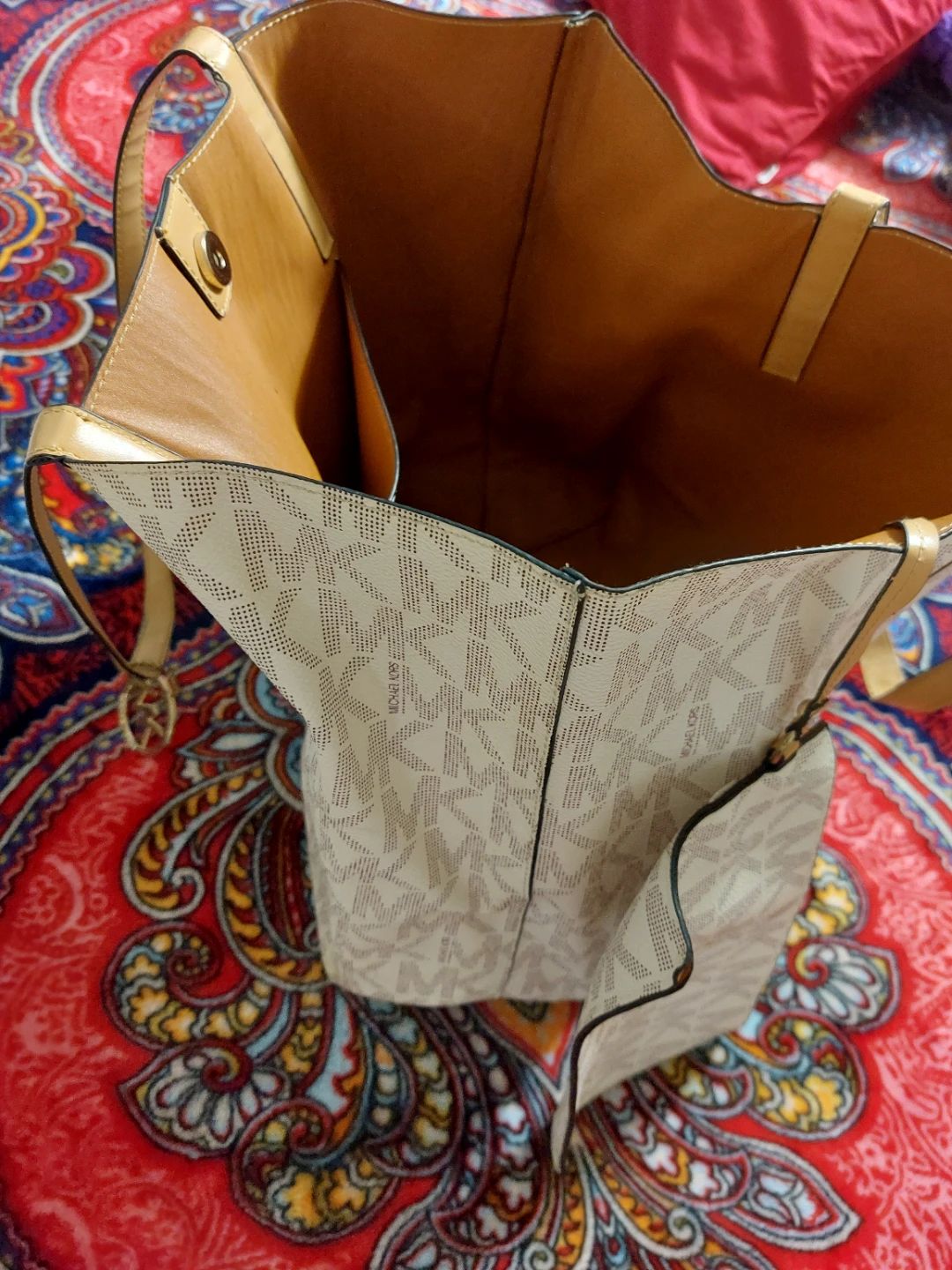 Michael Kors Tote Bag with Pouch - photo 2