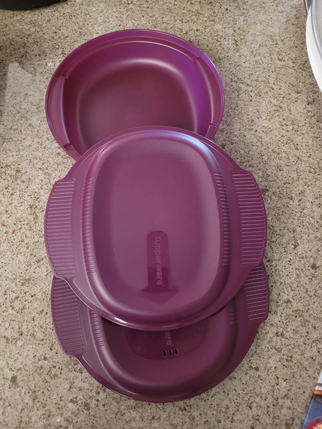 Tupperware Microwave Pressure Cooker Set  and more  ALL FOR $60 - photo 3