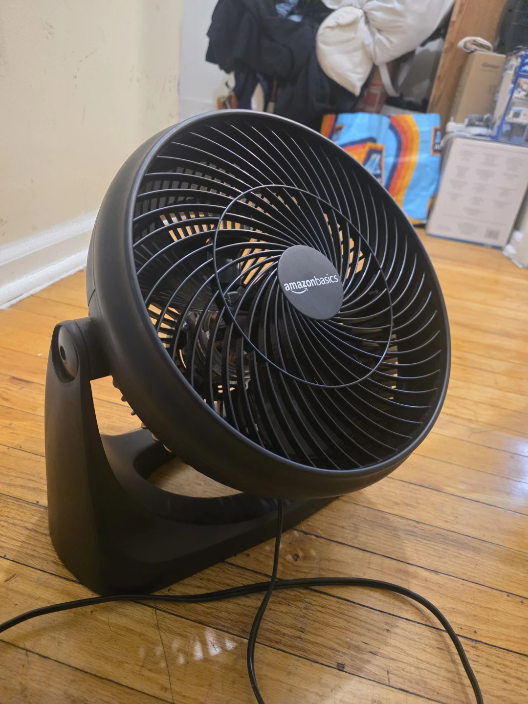 Amazon Basics Black Personal Air Circulator Fan - photo 5